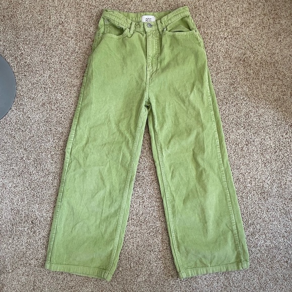 BDG Wide Leg Green Corduroy Trousers Size 28 - Picture 1 of 6